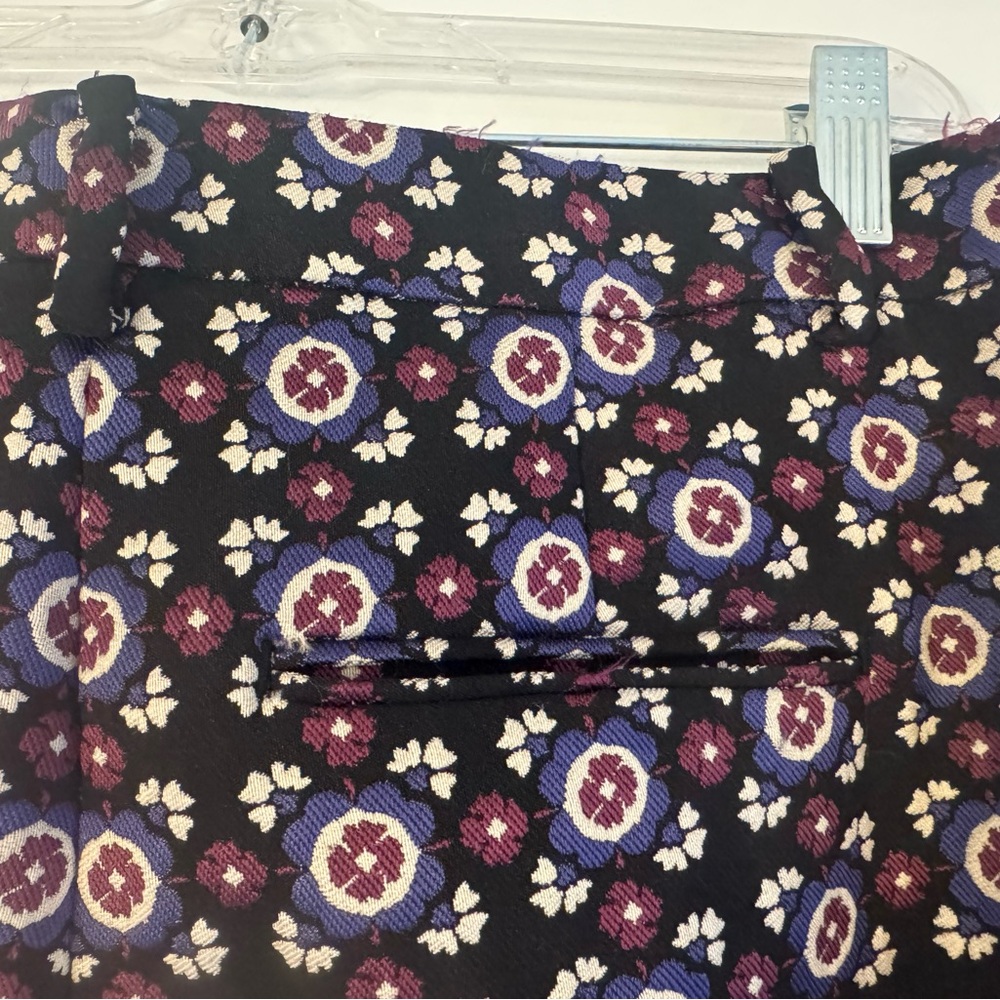 Ann Taylor Navy Cropped Printed Ankle Pants - Picture 6 of 8